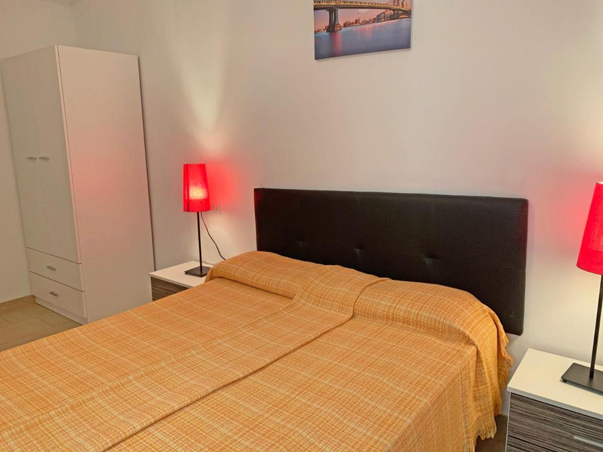 Apartamentos Las Palmeras 3000 Peñíscola エクステリア 写真